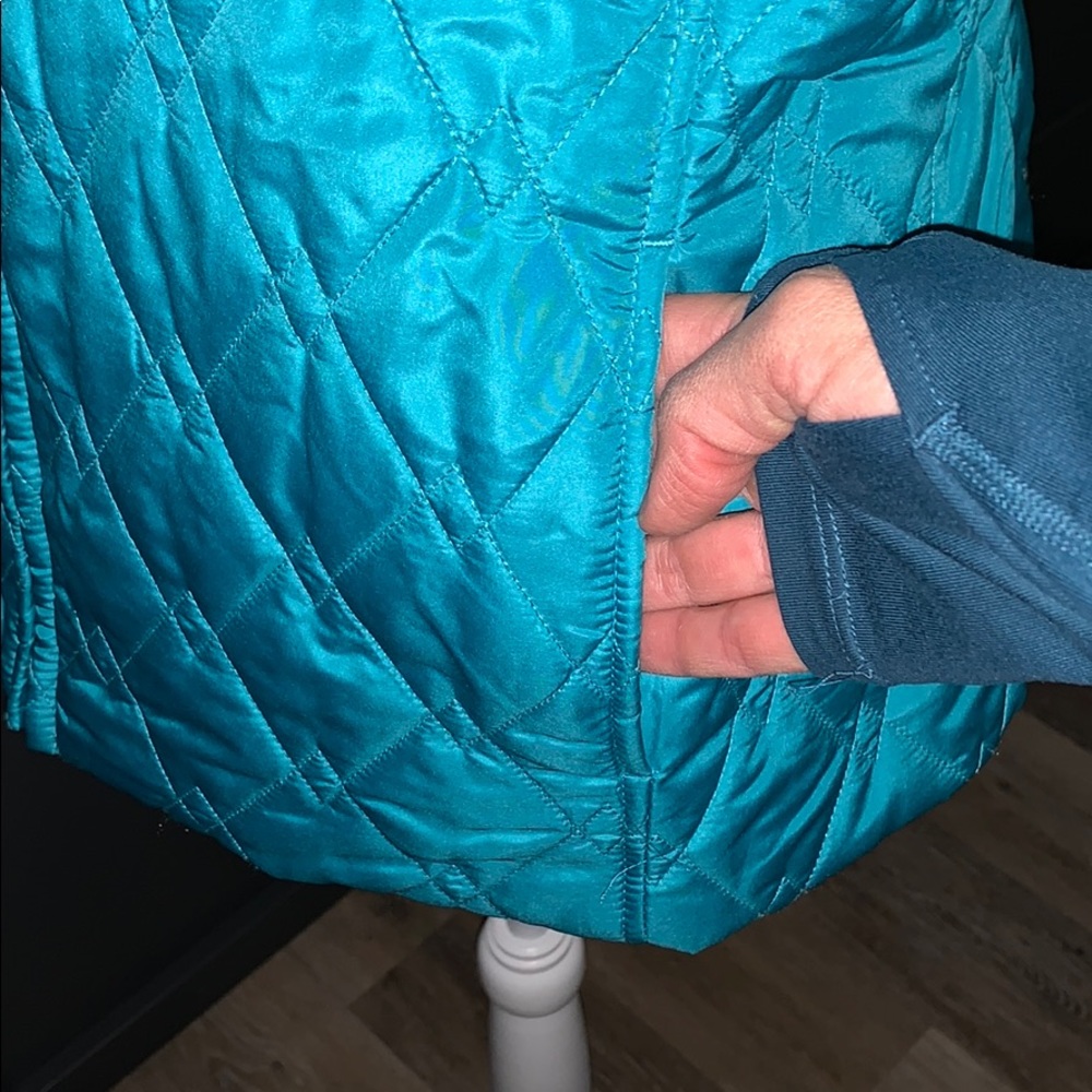 Croft and barrow quilted vest - Picture 3 of 5